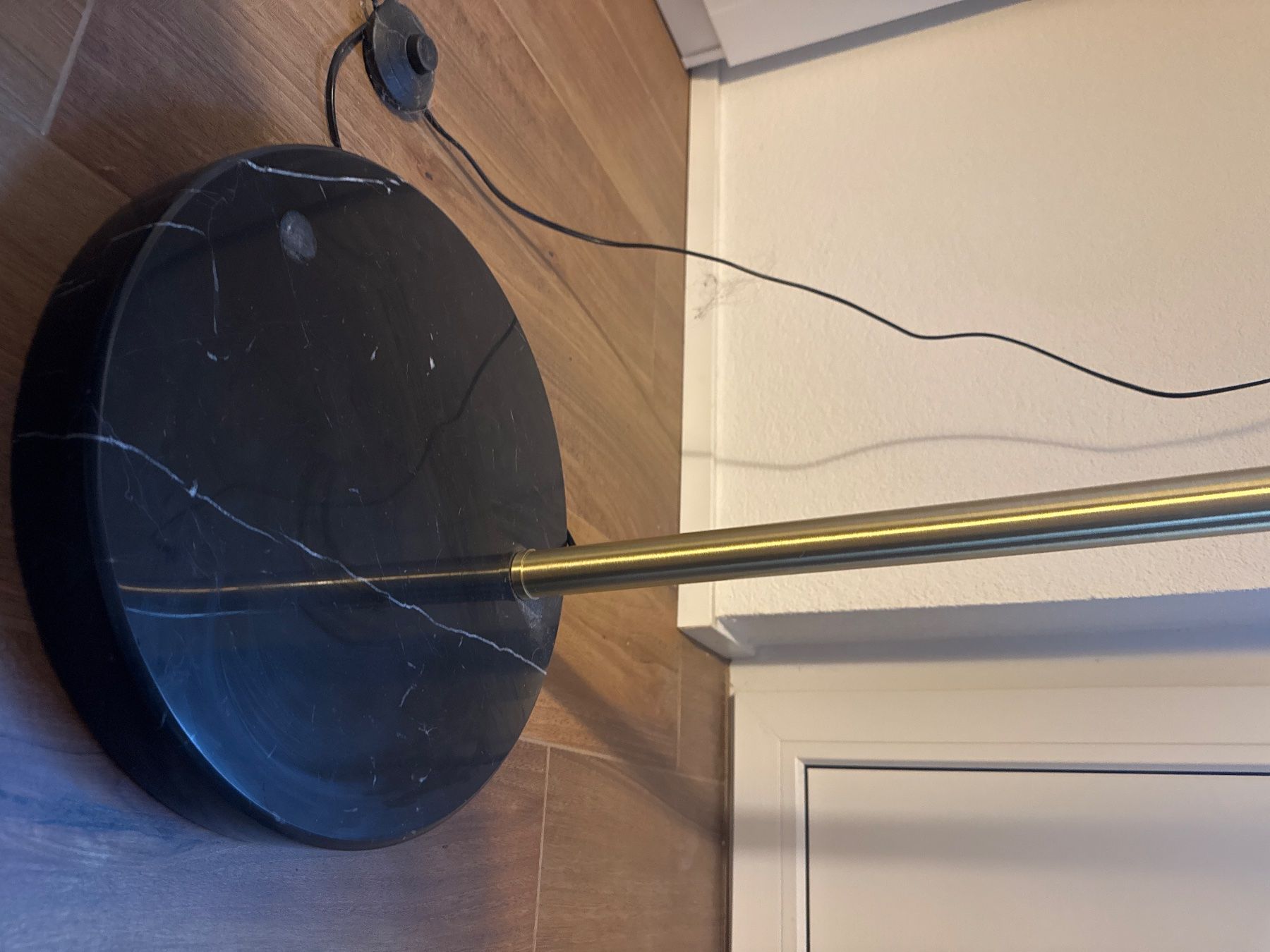 Lampade: Stehleuchte goldig – Usato da Märstetten venduto da Verkauf.Ammann 3
