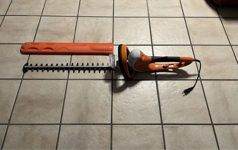STIHL ElektroHeckenschere HSE 71 Kaufen auf Ricardo