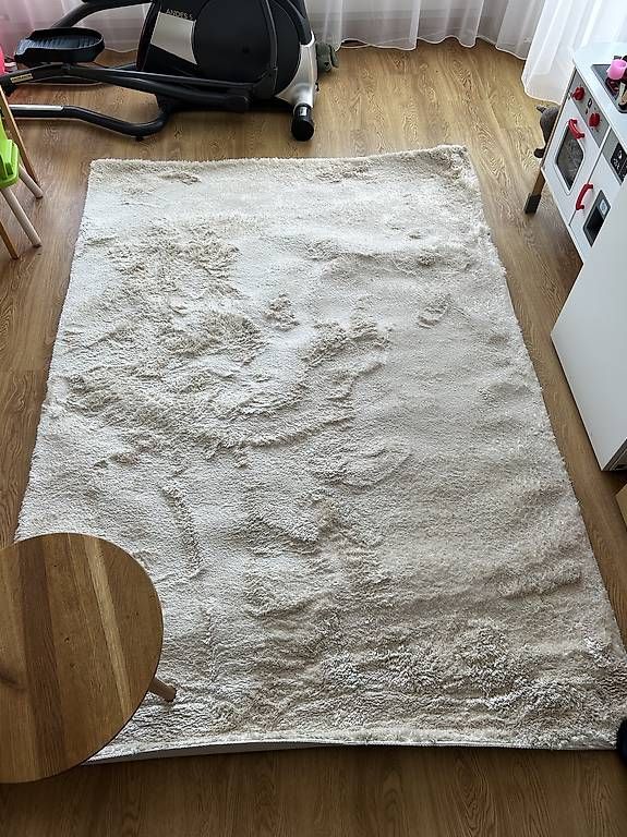 Tappeti: Teppich 160x230 samtig – Usato da Wettingen venduto da GMB1 1