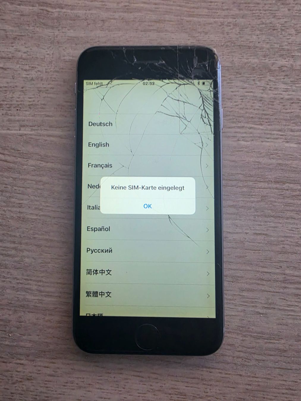 Apple Telefoni cellulari / Smartphones: Apple iphone 6 (Bildschirm defekt) – Usato da Elsau venduto da Tba 1