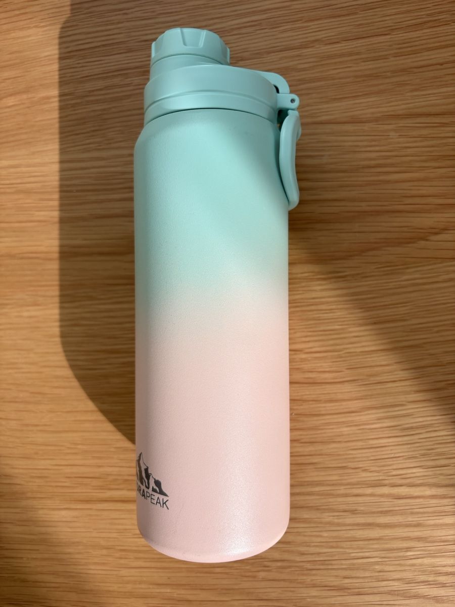 Trinkflaschen & Thermosflaschen: Peak Water Bottle Pastel Gradient Good Condition – Neu (gemäss Beschreibung) aus Thalwil von ste_jwm7
