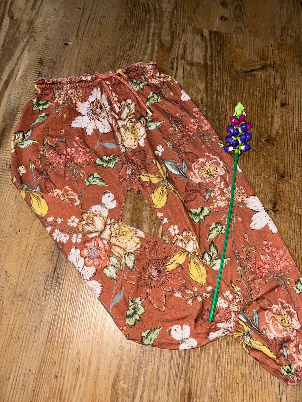 Next Pantalons: Leichte Sommerhose 116 NEXT - neuwertig – Neuf (Voir description) à Safenwil par 2hand_aber_wertvoll