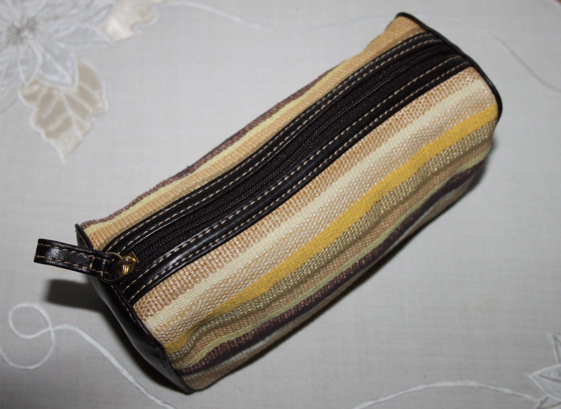 Custodie per cosmetici: Necessaire / Kulturbeutel / Unisex – Usato da Otelfingen venduto da Jupi07 1