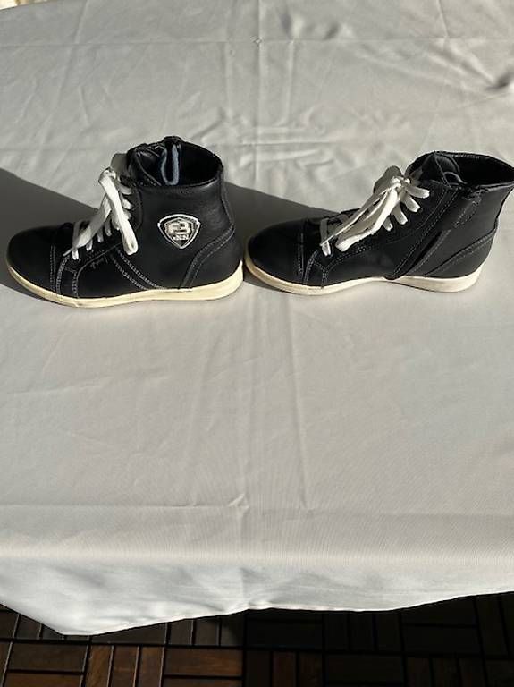 Herrenschuhe: Motorradschuhe Sneakers Gr. 40 – Neu (gemäss Beschreibung) aus Uerikon von Vonkamo 1