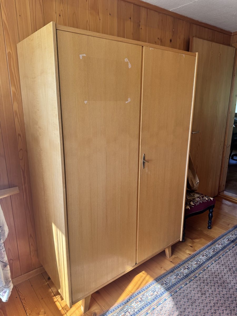Armadi: Schrank. Abholen in Herisau AR – Usato da Binningen venduto da alo_fq79