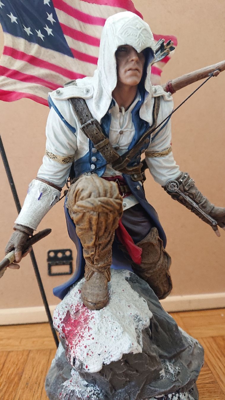 Statuette: Assassin's Creed III Figur Connor – Usato da Chur venduto da FreakofRarity 4