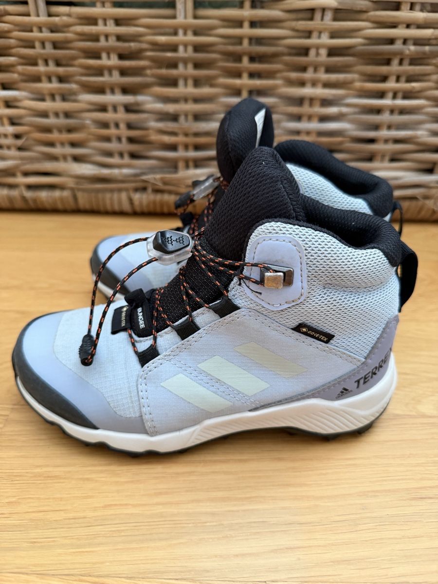 Adidas Scarpe per ragazzi: Treckingschuhe - Adidas Terrex 30.5 – Usato da Zürich venduto da yaelle106 1
