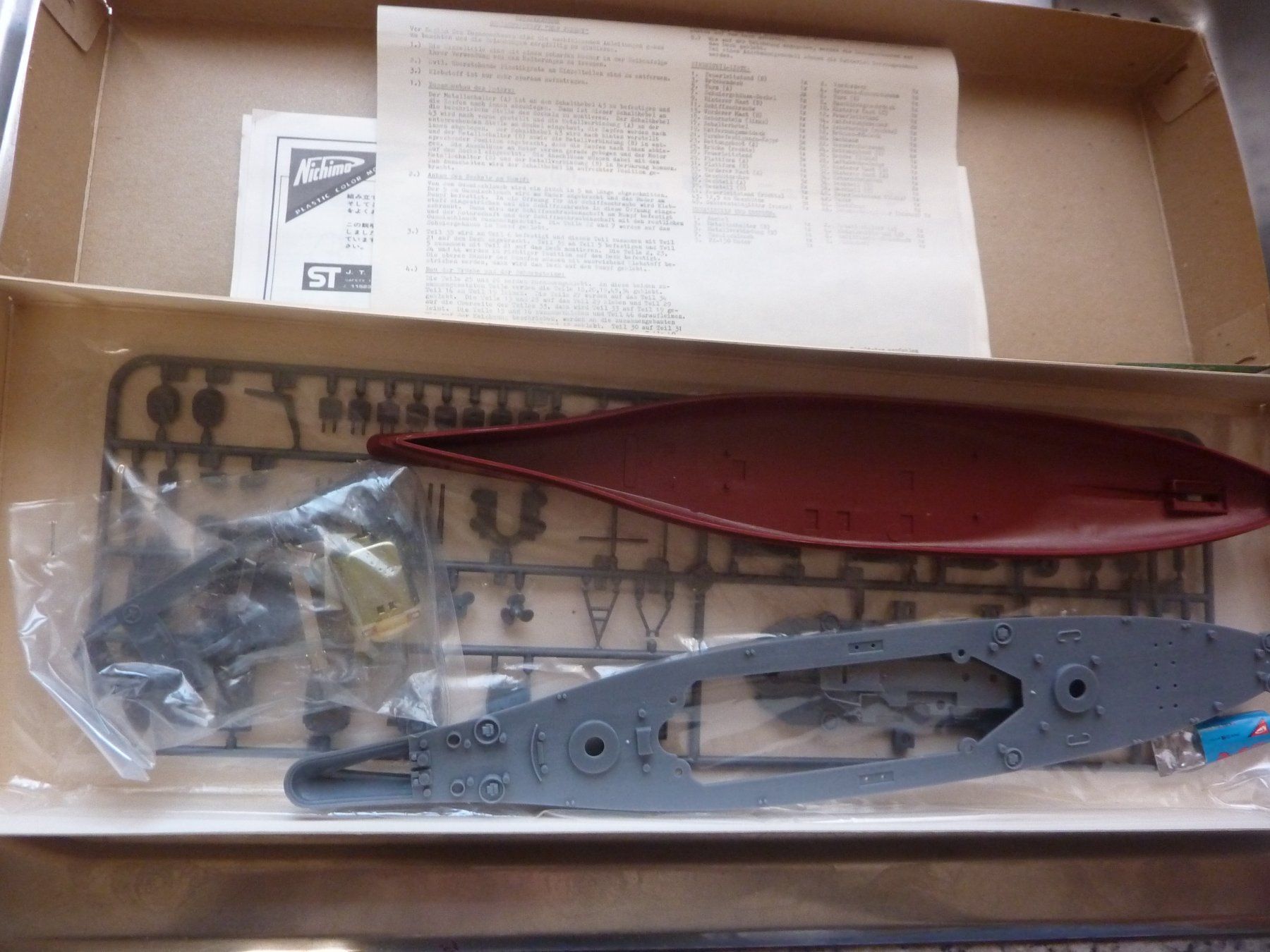 Modellbausätze & Standmodelle: USS NEW JERSEY – Neu und originalverpackt aus Balsthal von bouteliee 1