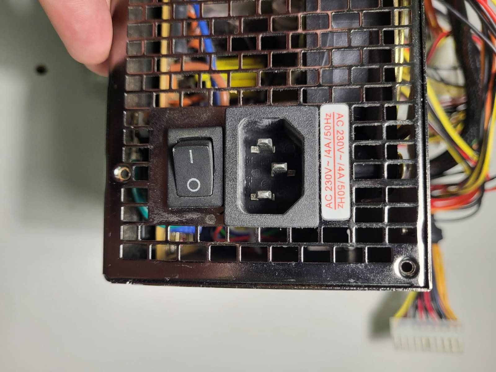 Elektronikbauteil: Alimentation - LC6420 – Gebraucht aus Chavannes-Renens von Tume1807 1