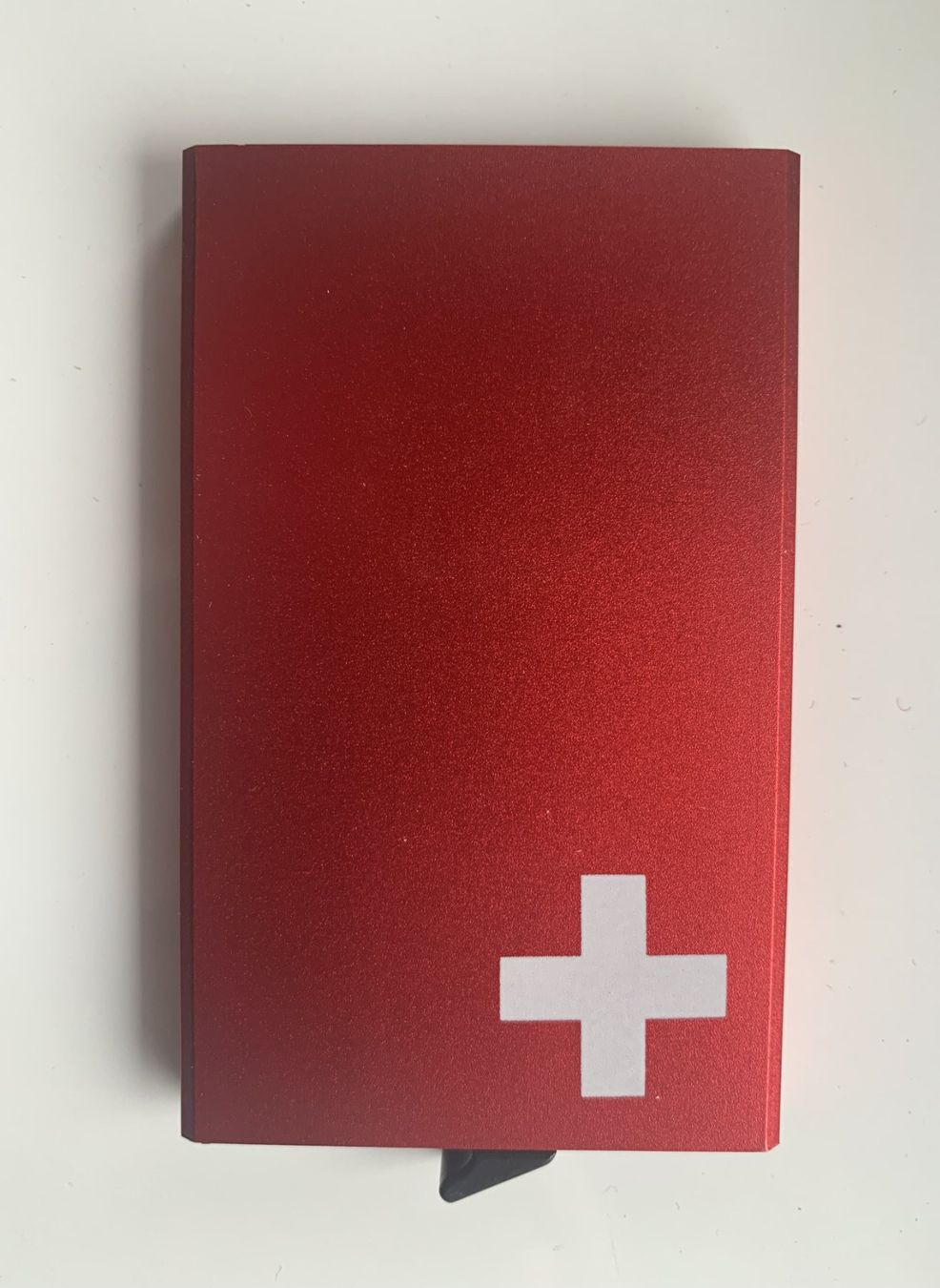 Altro in  Abbigliamento & Accessori: Kreditkarten Etui rot mit Schweizer Kreuz – Nuovo (secondo la descrizione) da Ebnat-Kappel venduto da pourlemerite