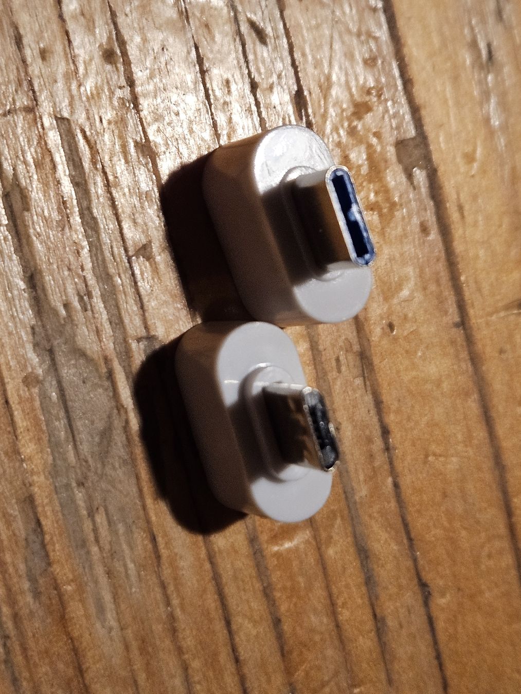 Unità & Adattatore: 2 verschiedene neue USB Adapter – Nuovo (secondo la descrizione) da Wettingen venduto da Sk8ertomda 3