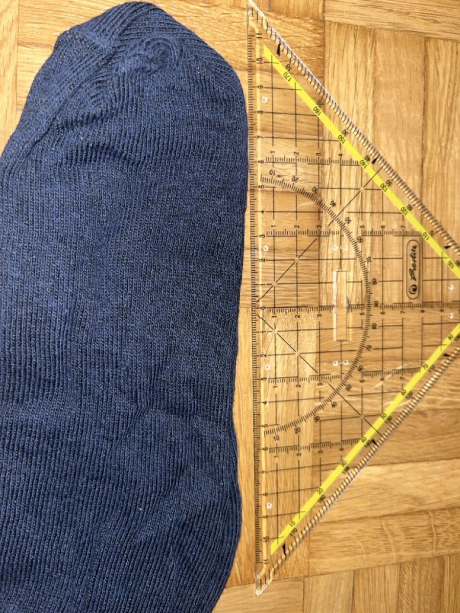 Socken: Schwarze Socken gr. Ca. 41-46 – Gebraucht aus Dübendorf von ani_xht5 2