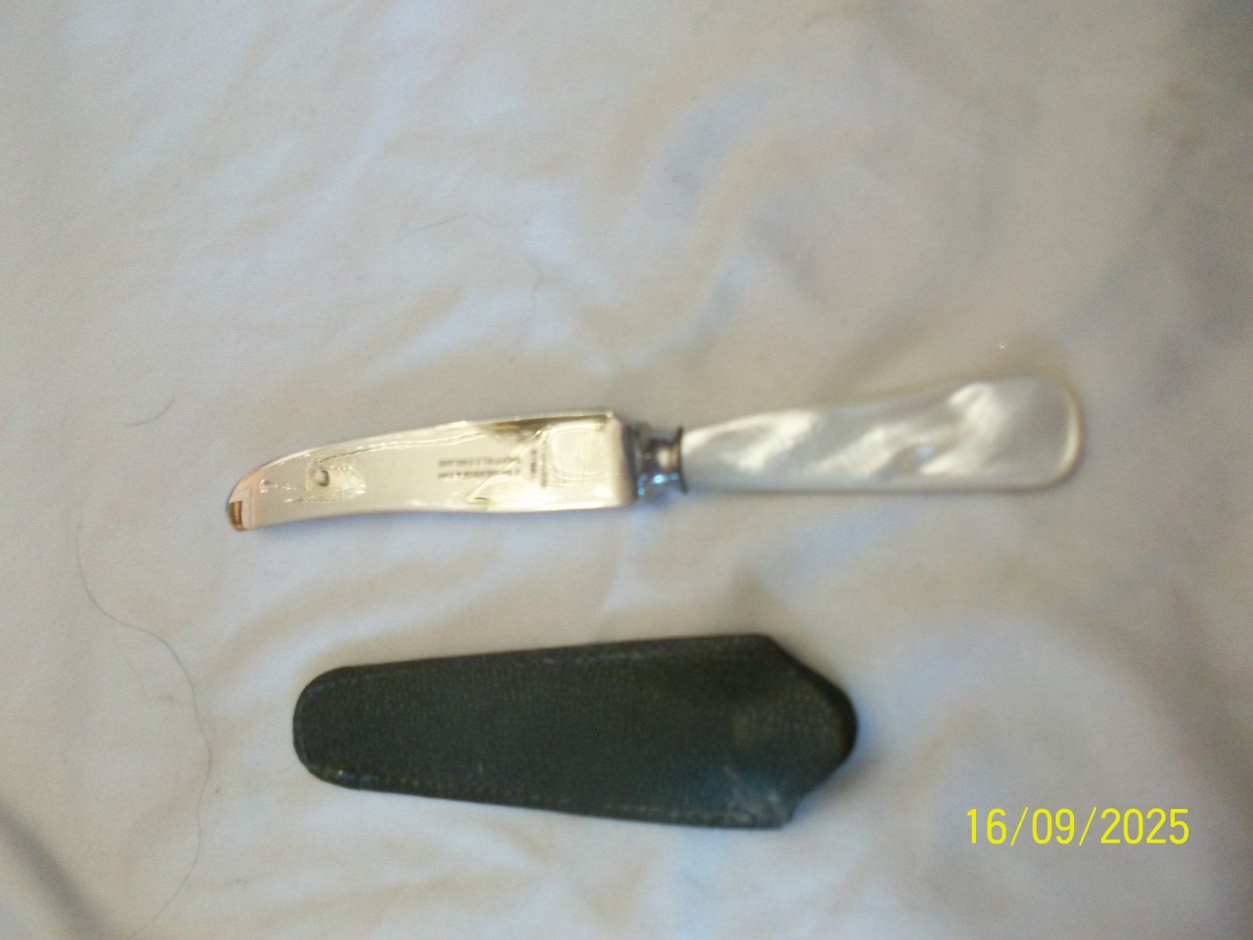Posate: kleines, scharfes Messer – Usato da Root venduto da rolack 1