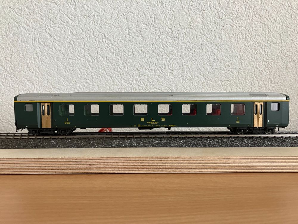 Roco 4239B Grüner BLS 1. Klasse Personenwagen (Gebraucht) in ...