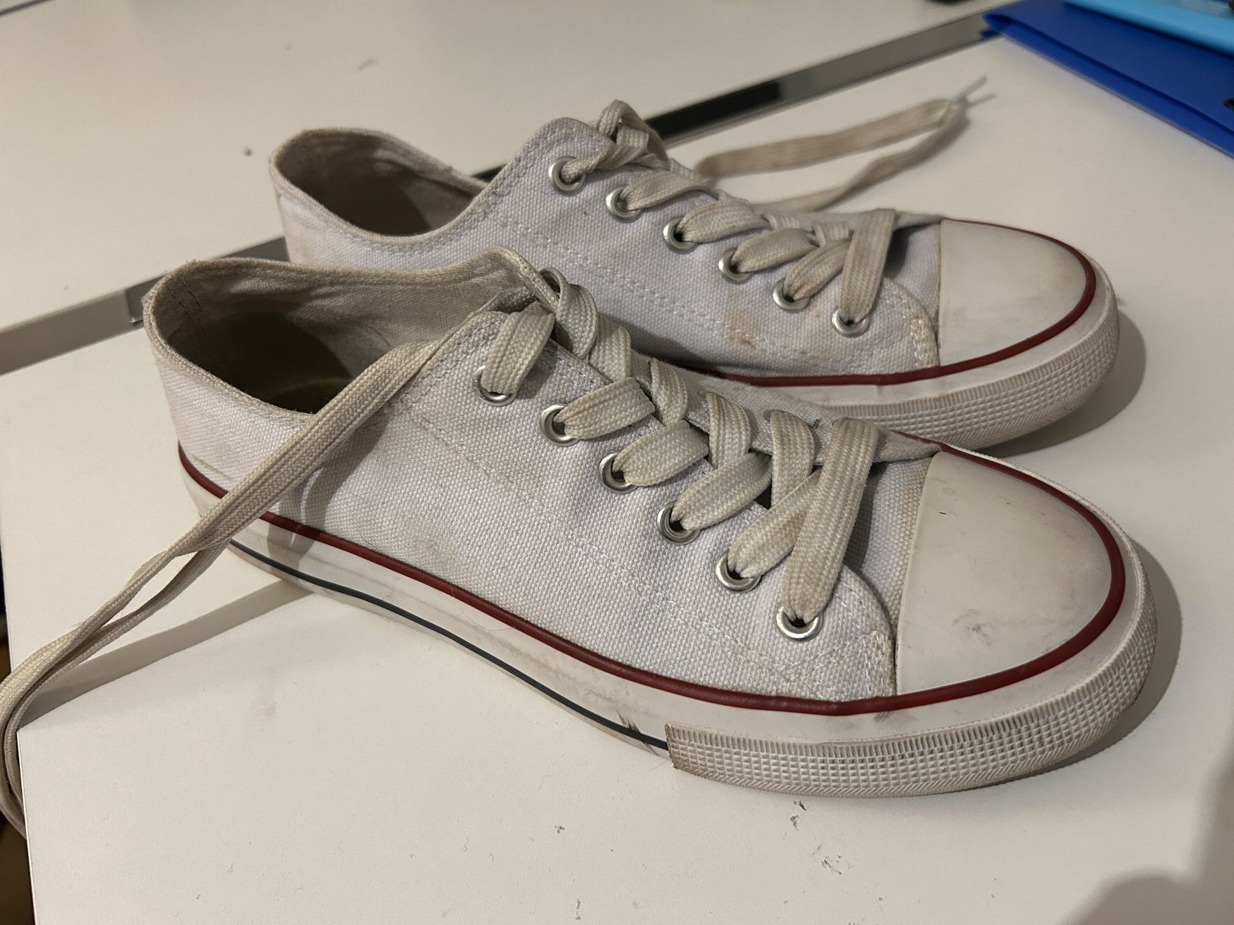 Scarpe da uomo: Weisse Chucks Graceland Gr. 36, Turnschuhe – Usato da Guntershausen venduto da Gloominati 1