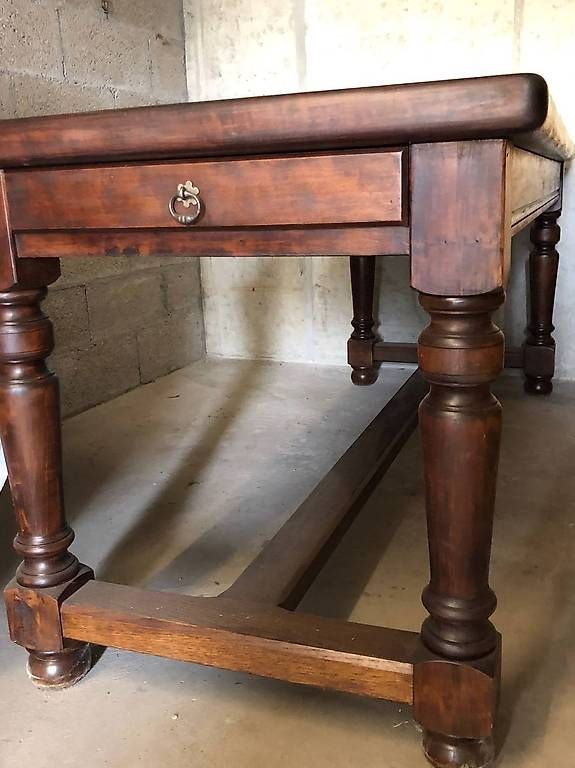 Tavoli: Très belle table en bois massif – Usato da Saules venduto da Pathan