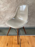 Eames Chair - Herman Miller