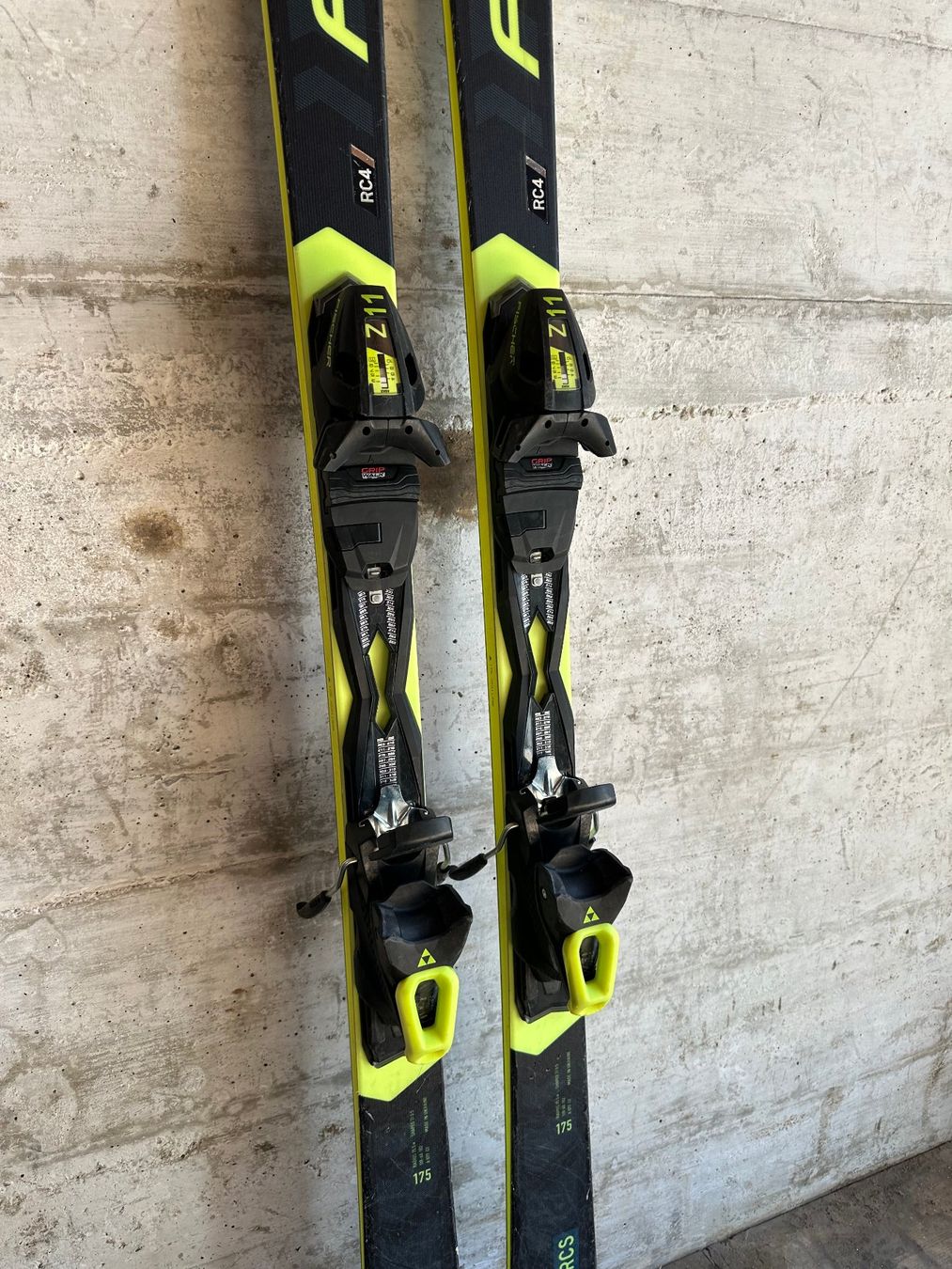 Fischer Skis: Fischer RC4 RCS Ski 175CM 2025 – Gebraucht aus Emmenbrücke von karkarkar 3