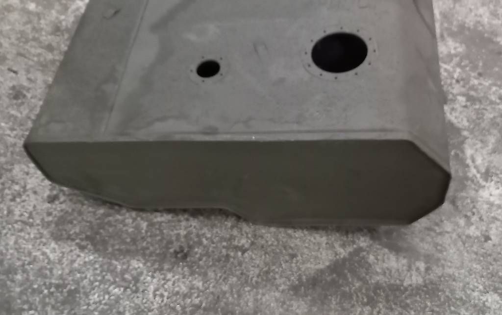 Sonstiges Fahrzeugzubehör: Benzintank, Jeep M38A1 – Neu und originalverpackt aus Nussbaumen AG von myb_ymy9 4