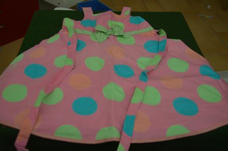 TAILLE 98 - JOLIE ROBE