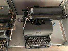 2 ALTE SCHREIBMASCHINEN