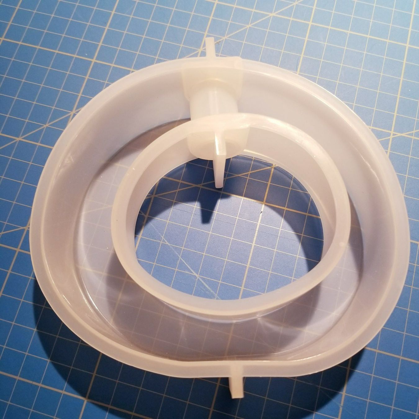 Kit bricolage: Giessform aus Silikon Vase/Stabkerzenhalter – Usato da Frauenkappelen venduto da 77Adi 1
