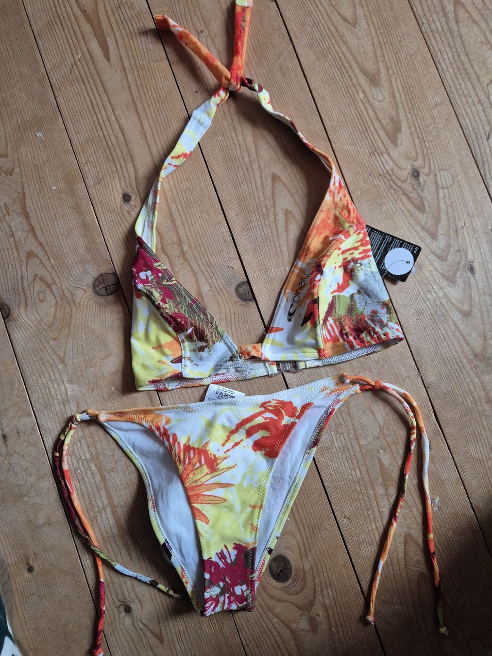 O'Neill Costumi da bagno & Bikini: Bikini O'Neill gemustert C-Cup Gösse 36 neu – Nuovo e nell'imballaggio originale da Grandval venduto da JeroenK