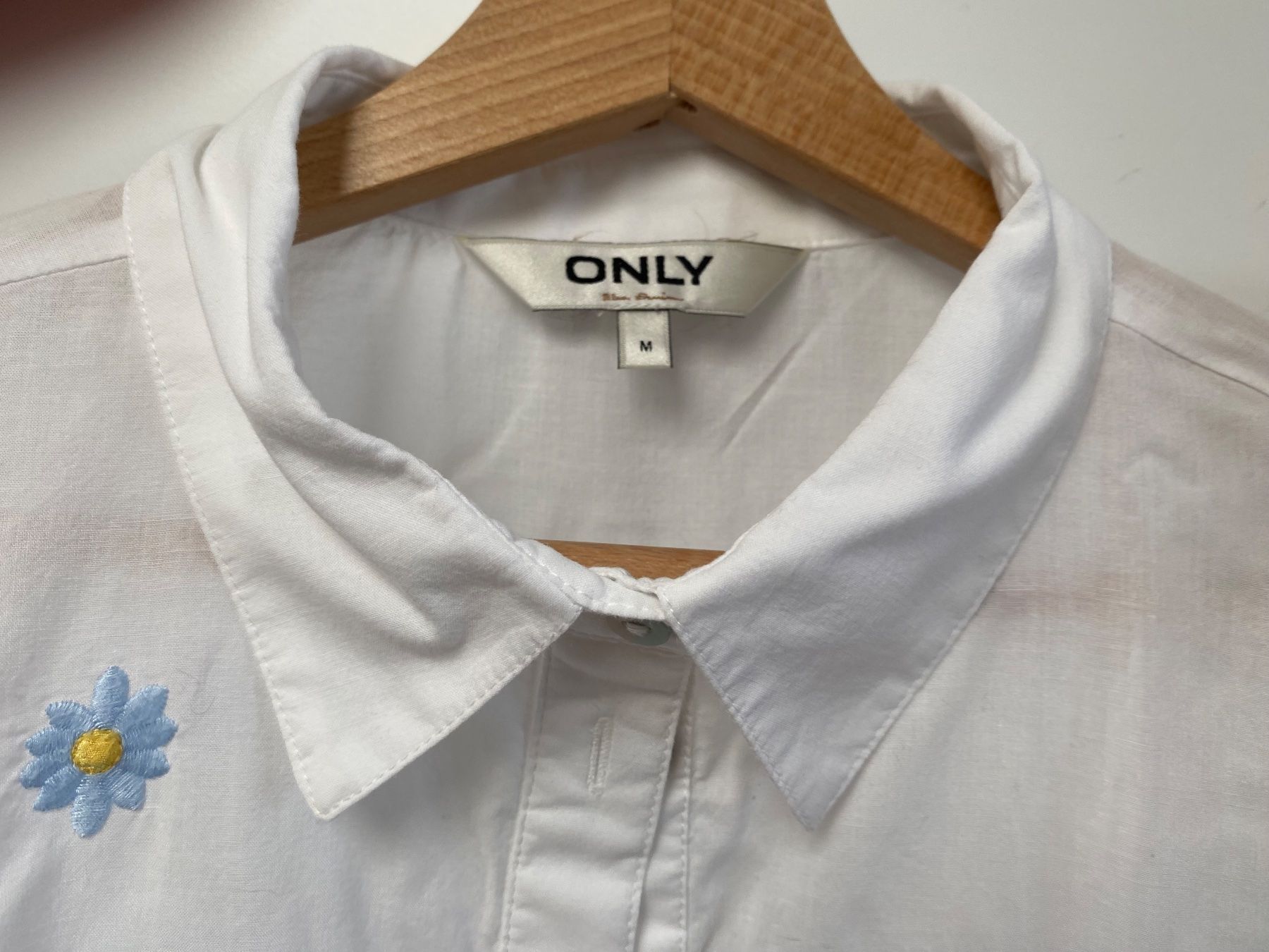 Only Blusen, T-Shirts & Tops: Mädchen Bluse ONLY Gr. M – Gebraucht aus Richterswil von Busanca 3