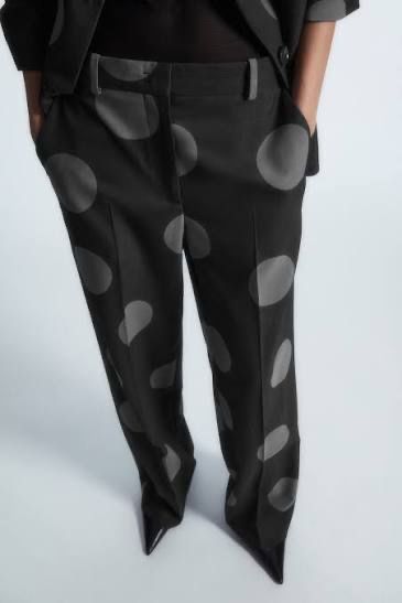 Cos Pantaloni: COS Polka Dots  Hose - Gr. 36 – Usato da Hünenberg See venduto da DND5 2