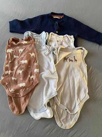 1 Pullover, 5 Body Grösse 68