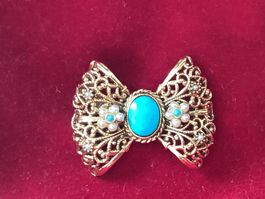 Broche