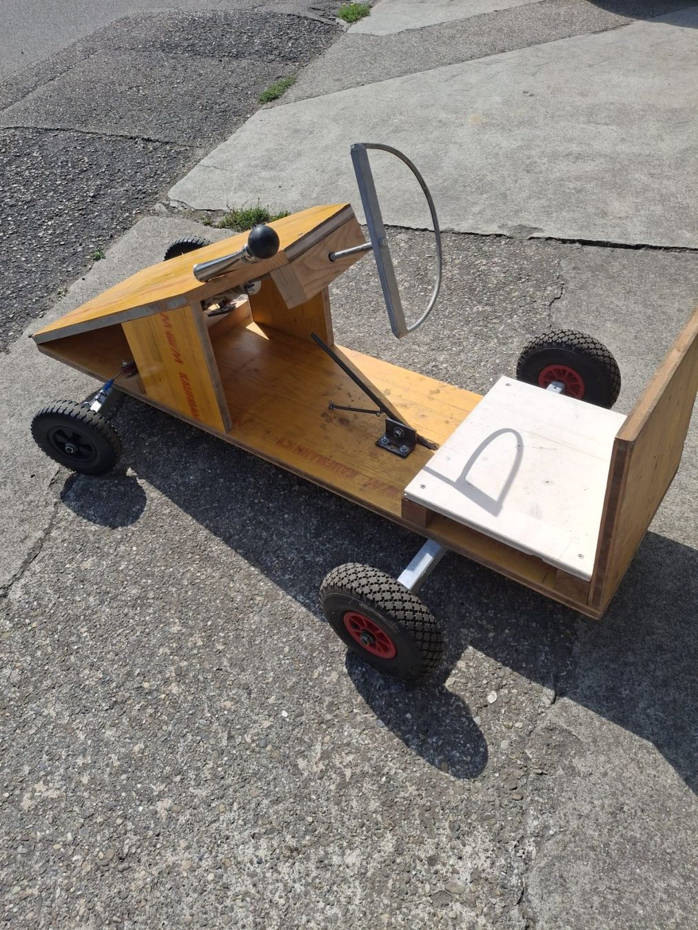 Fahrzeuge für Kinder: Seifenkiste Holz Eigenbau – Gebraucht aus Gettnau von 987842354454