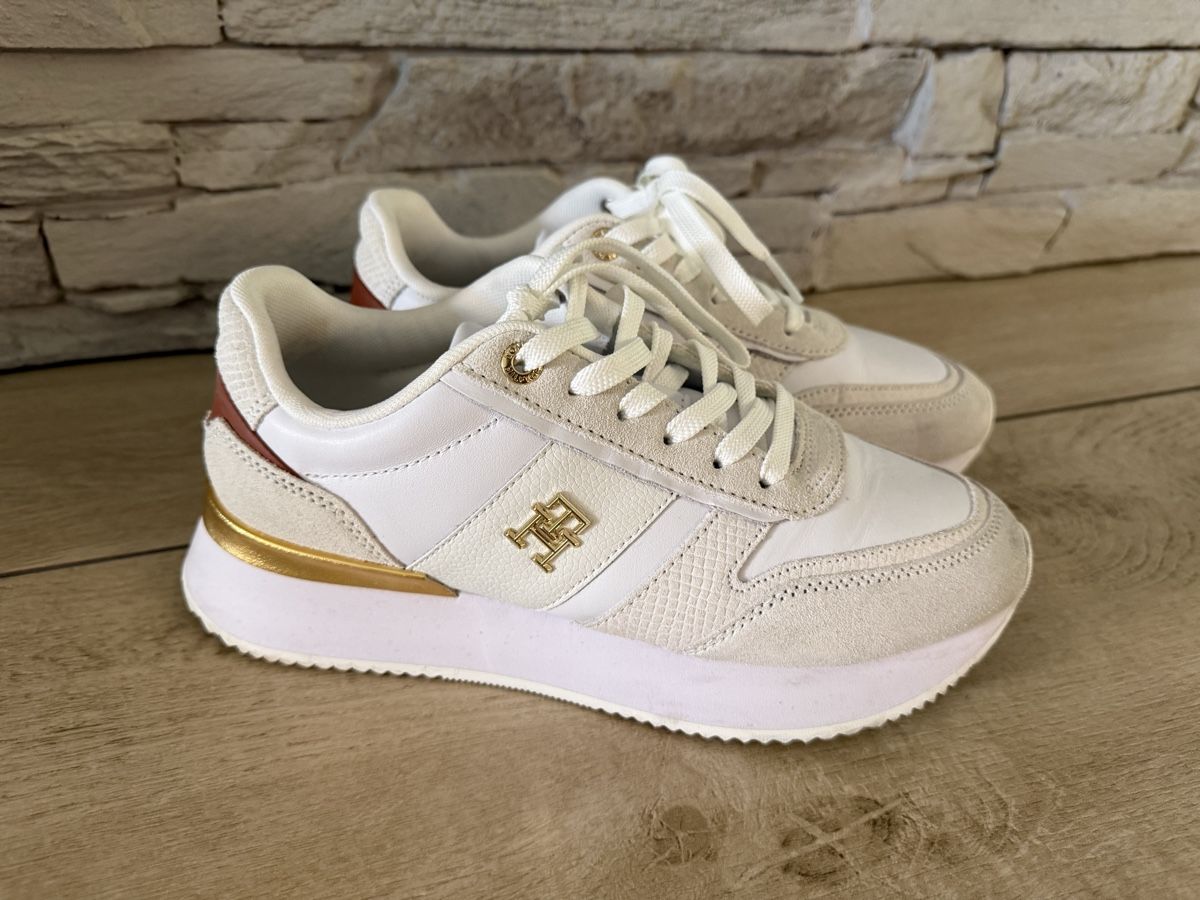 Tommy Hilfiger Damenschuhe: Tommy Hilfiger 39 – Neu (gemäss Beschreibung) aus Steffisburg von sim_5lpg 1