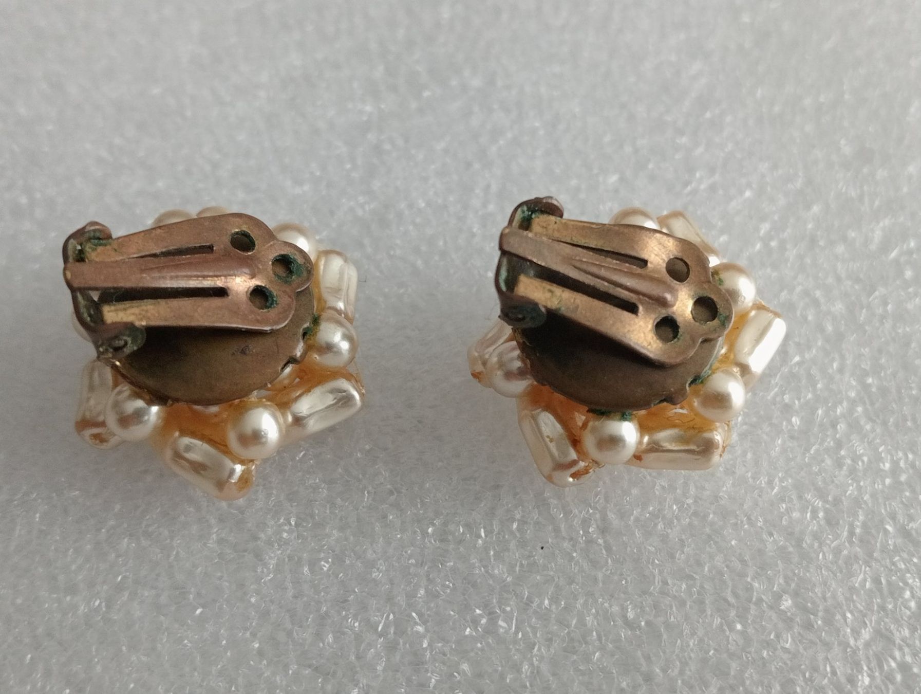 Ohrringe & -stecker: Wunderschöne alte Perlen Ohrclip, Anschpruchsvolle – Gebraucht aus Zürich von sendbad 2