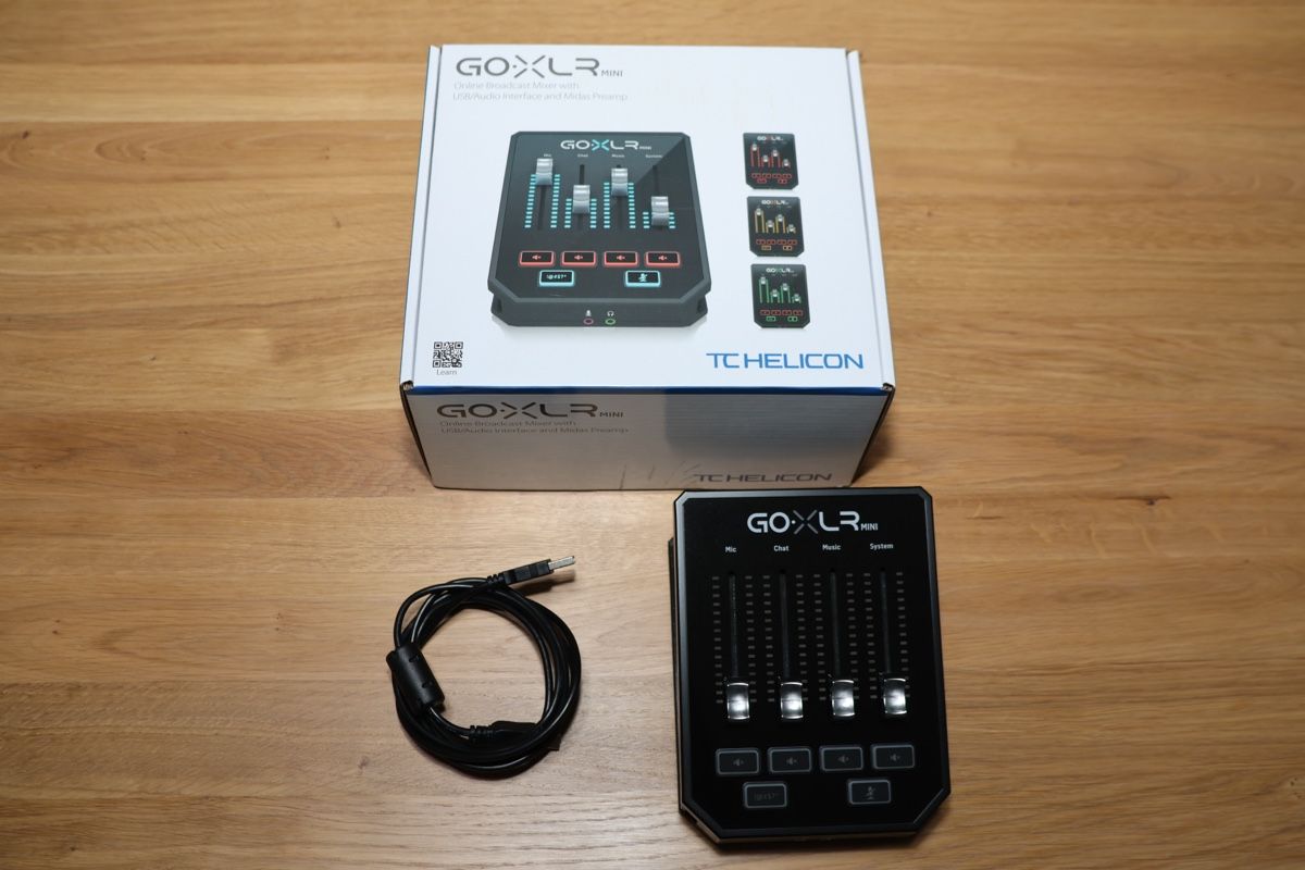 TC Helicon Console di mixaggio: TC-Helicon GO XLR MINI Mixer, USB Audio Interface – Usato da St. Gallen venduto da UsDeSchwiz
