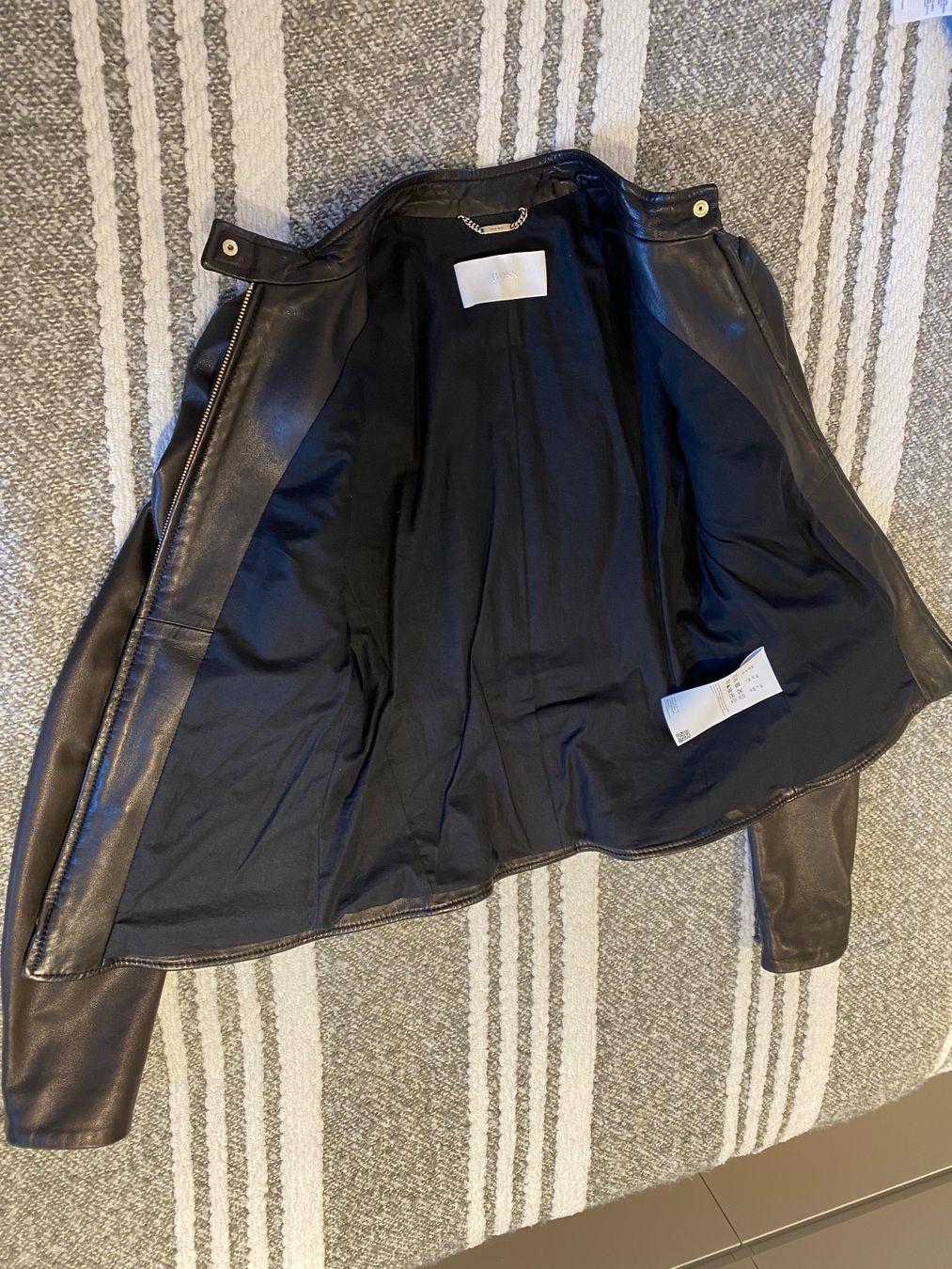 Hugo Boss Giacche: Hugo Boss Blazer -Lammleder- Gr.32 – Usato da Wollerau venduto da MX-TS 6