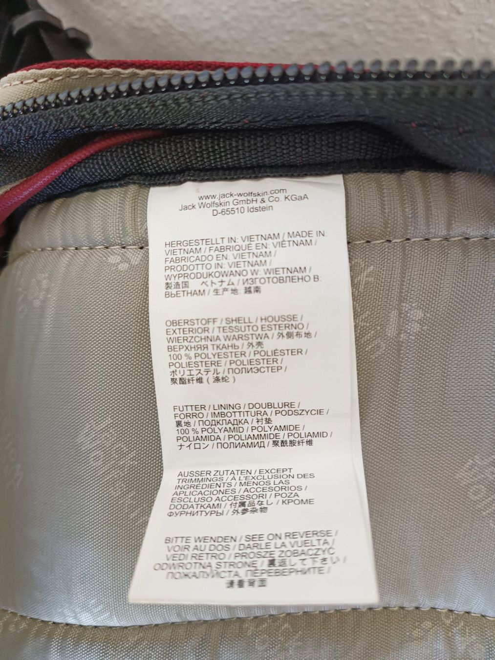 Jack Wolfskin Rucksäcke: Jack Wolfskin Rucksack Perfect Day Snuggle Up, violet – Gebraucht aus Oberhofen Thun'see von cri_6md2 5