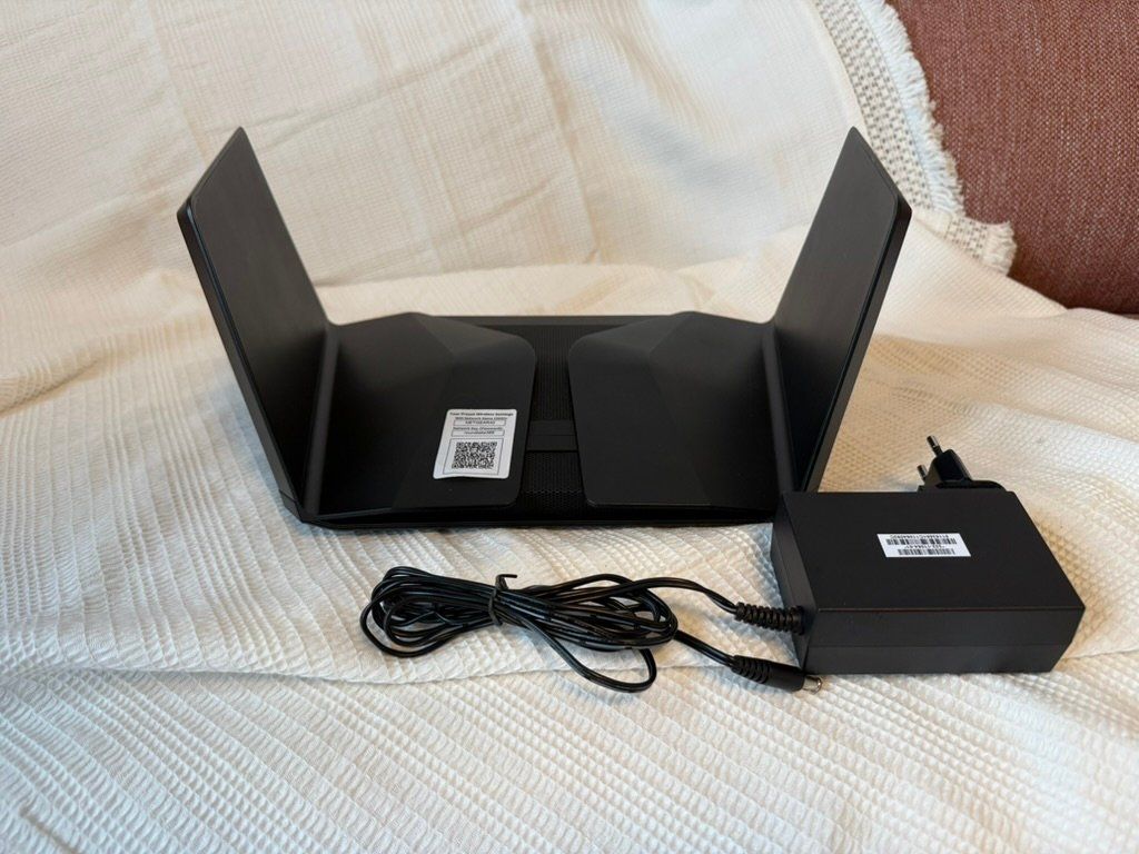 Netgear Modem & Router: NETGEAR RAX120 Nighthawk WiFi 6 Router AX6000 – Usato da Basel venduto da JackAMI