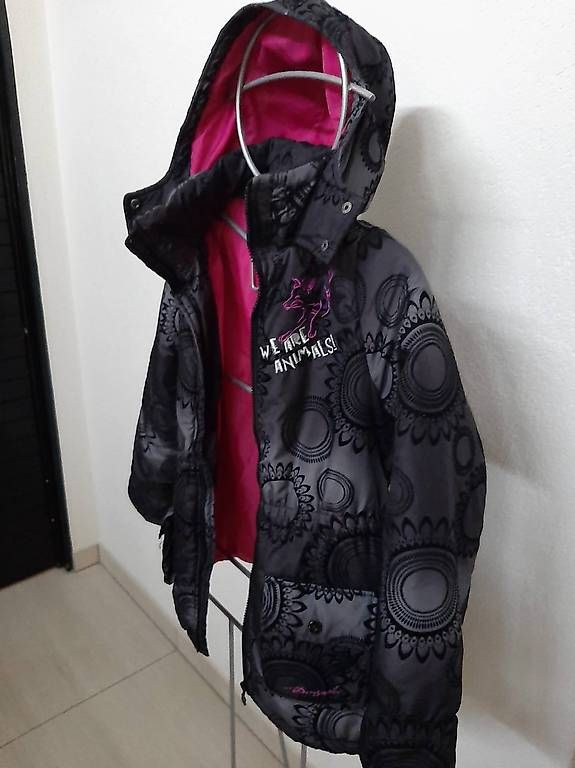 Desigual Giacche & Cappotti: Veste Desigual noire enfant – Nuovo (secondo la descrizione) da Bex venduto da Sakito 1