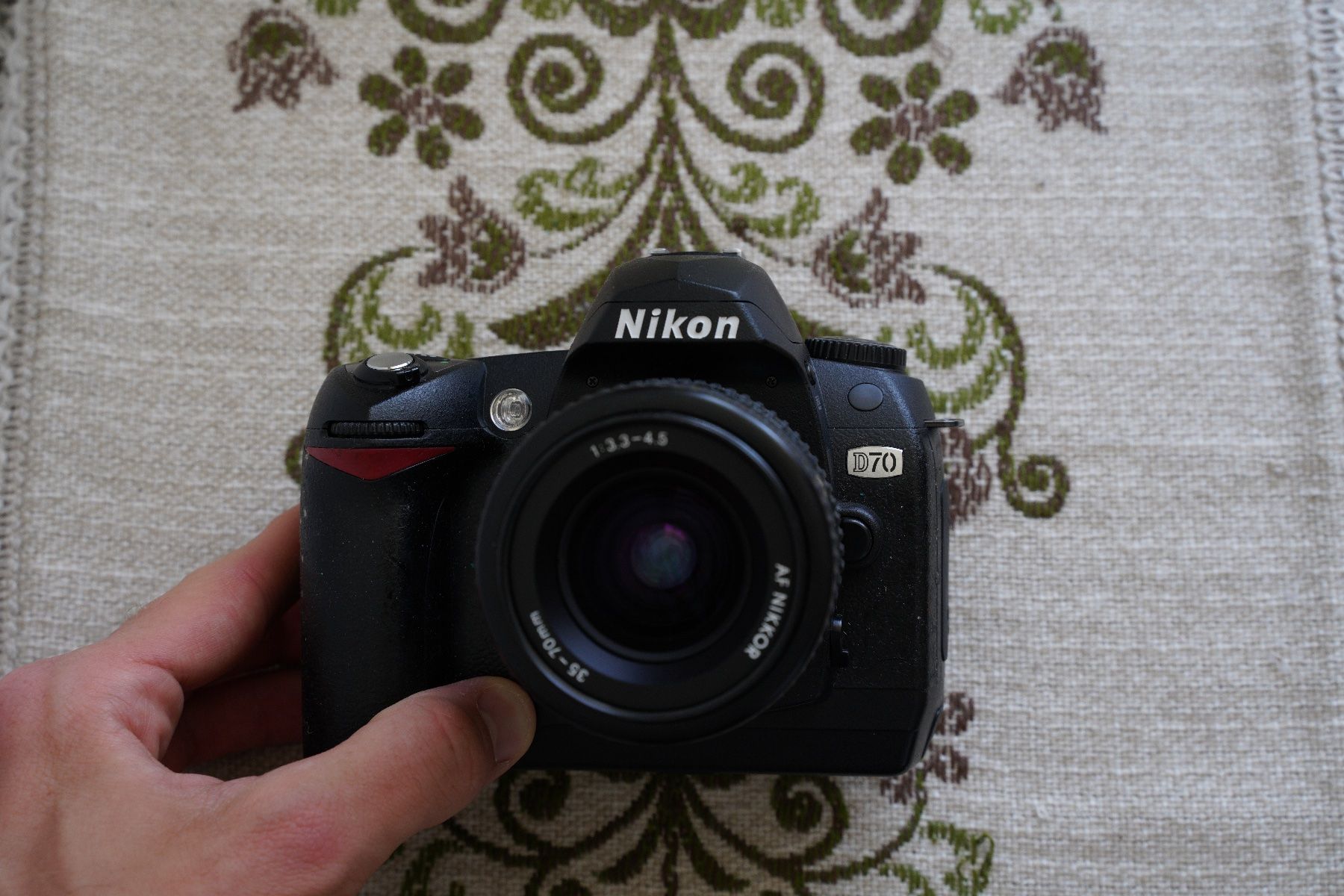 Nikon Fotocamera: Nikon D70 - 35-70mm 1:3.3-4.5 – Difettoso da Dagmersellen venduto da sim_zqh8 1