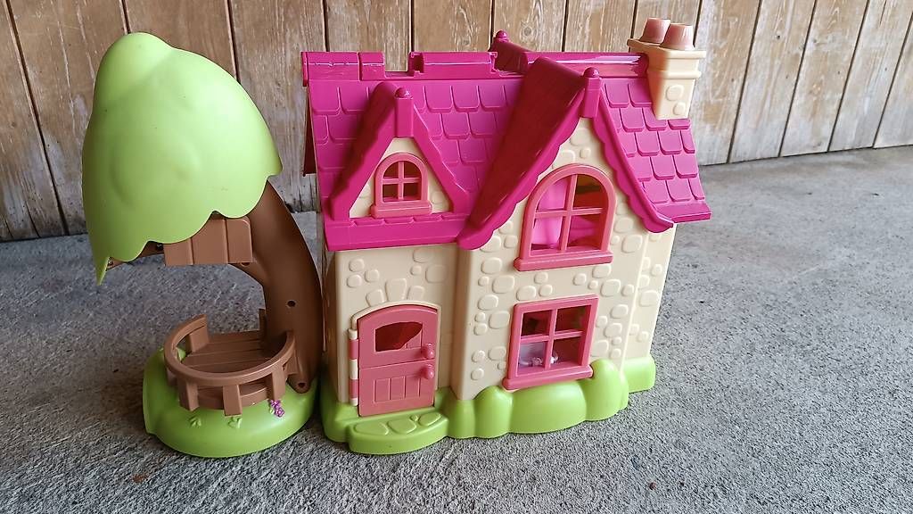 Casette per bambini: Spielhaus – Usato da Buttisholz venduto da Baendlifahrer 1