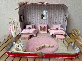 Haus-Köfferchen gross/rot für zwei Maileg Mäuse
