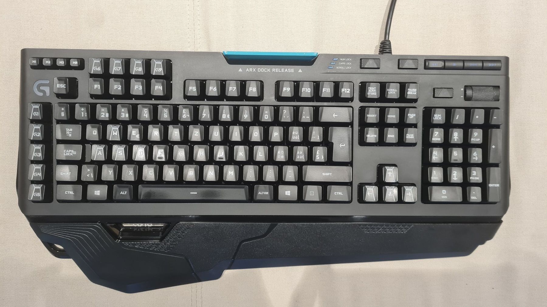 Logitech Claviers: Logitech G910 Gaming-Tastatur – D'occasion à Rümlang par studigem 3