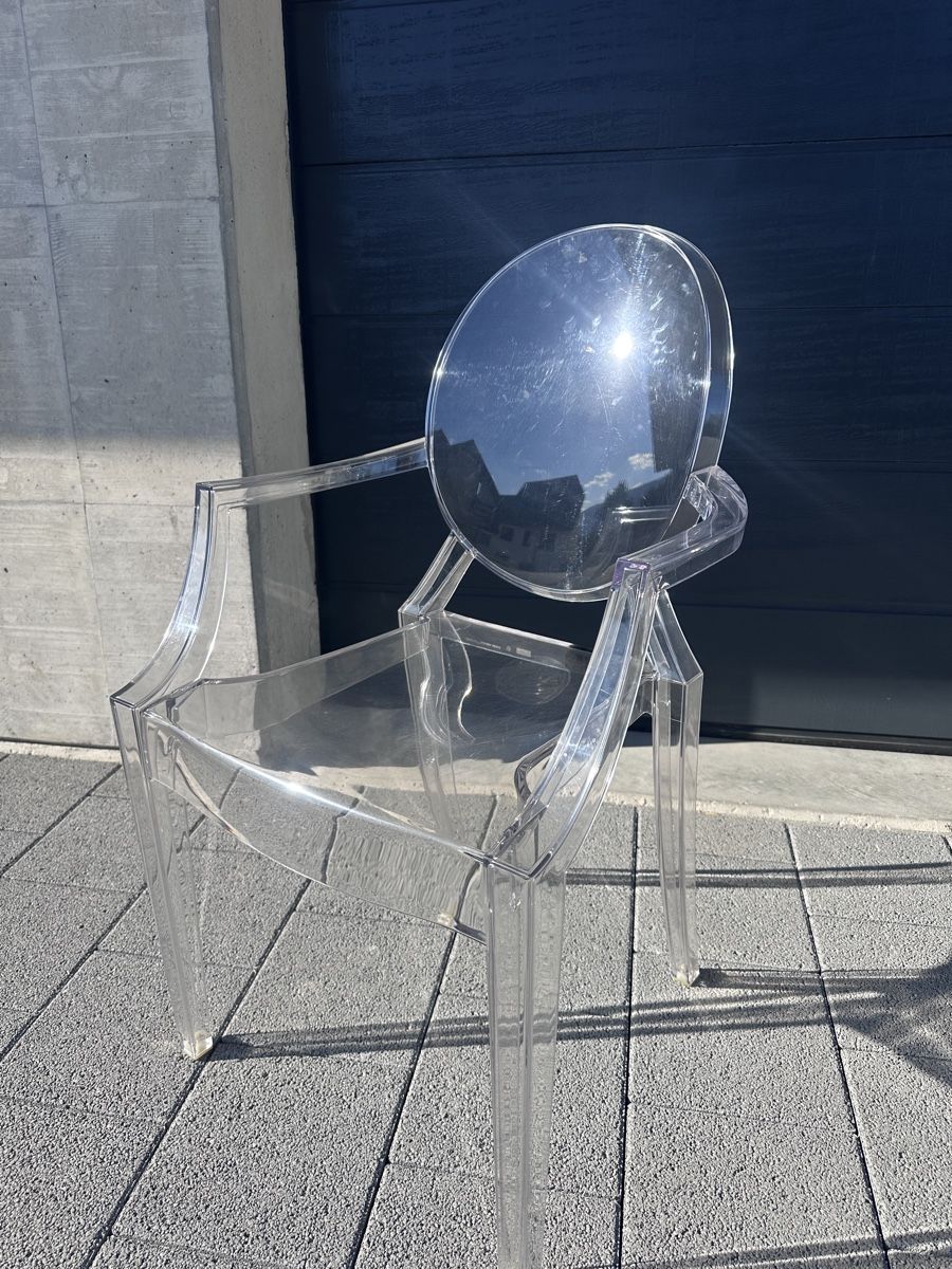 Kartell Stühle: Esstuhl Kartell - Louis Ghost – Gebraucht aus Gampelen von Outbid 1