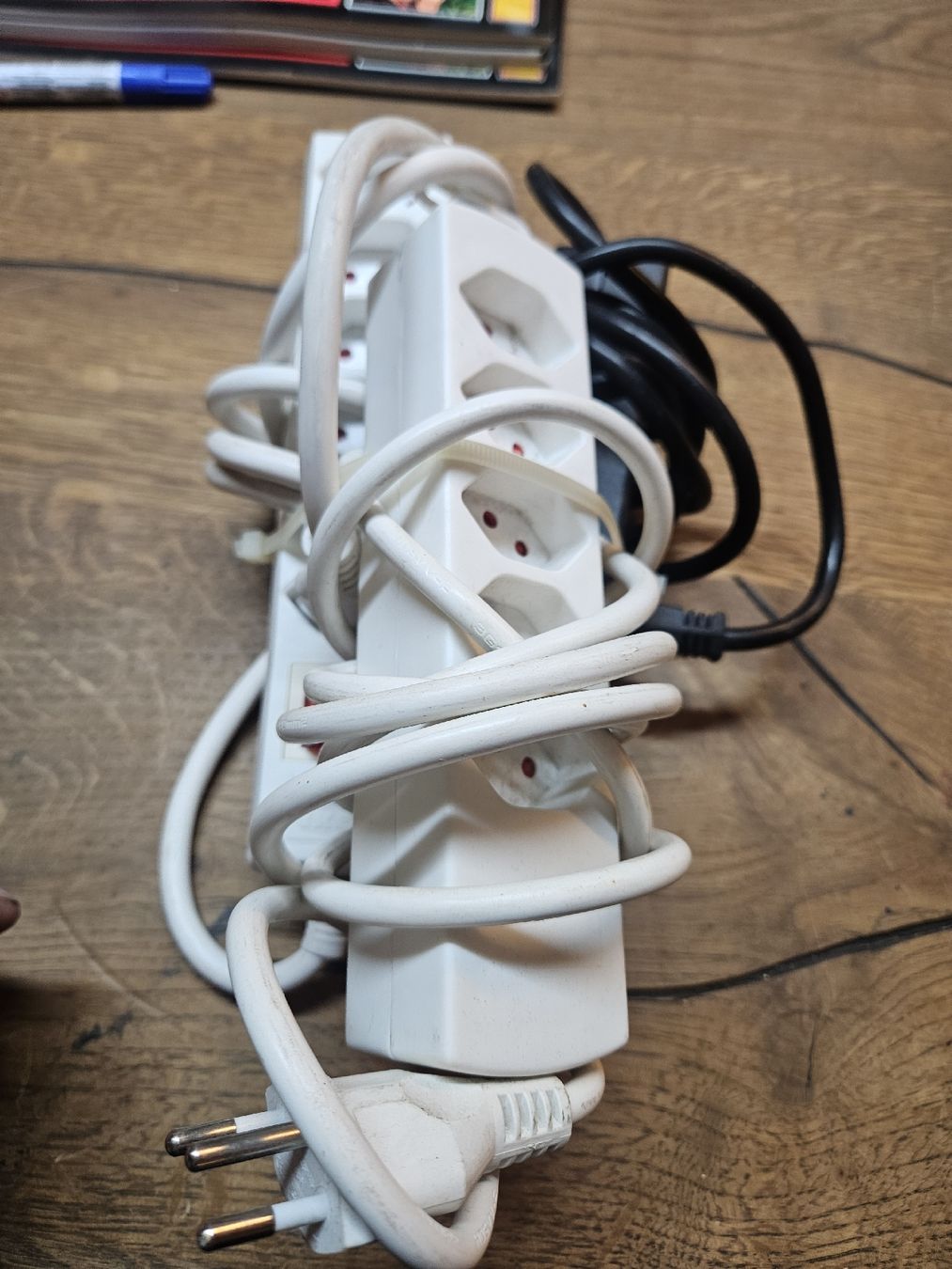 Stecker: 3 Steckerleisten (D1) – Gebraucht aus Rorschach von TimelessTrading 5