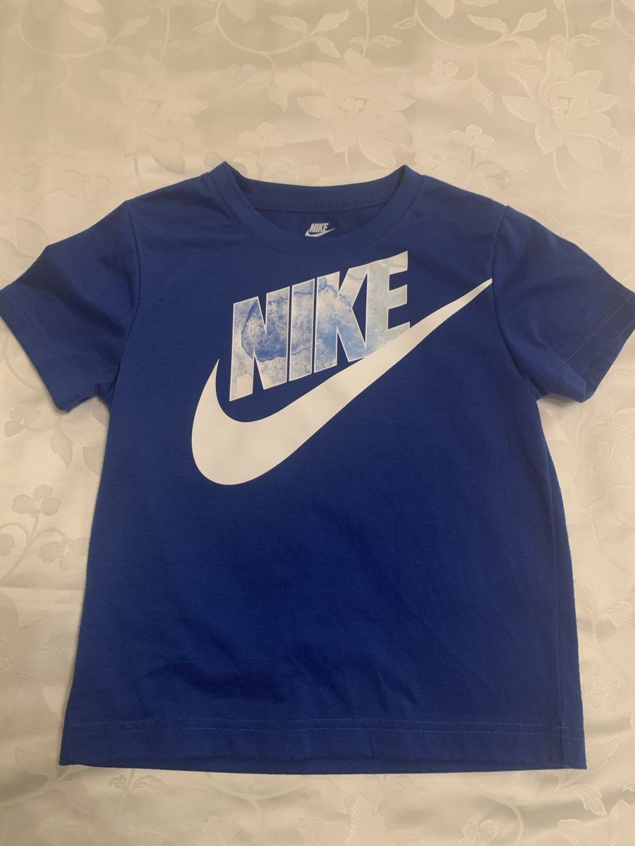 Nike Camicie, T-shirt & Polo: Nike Tshirt kinder – Usato da Basel venduto da Pardesi84