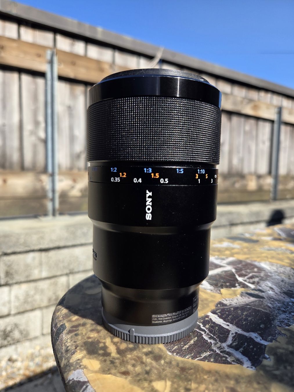 Sony Objektive: Sony FE 90mm F2.8 G OSS macro – Gebraucht aus collombey von Subaluna