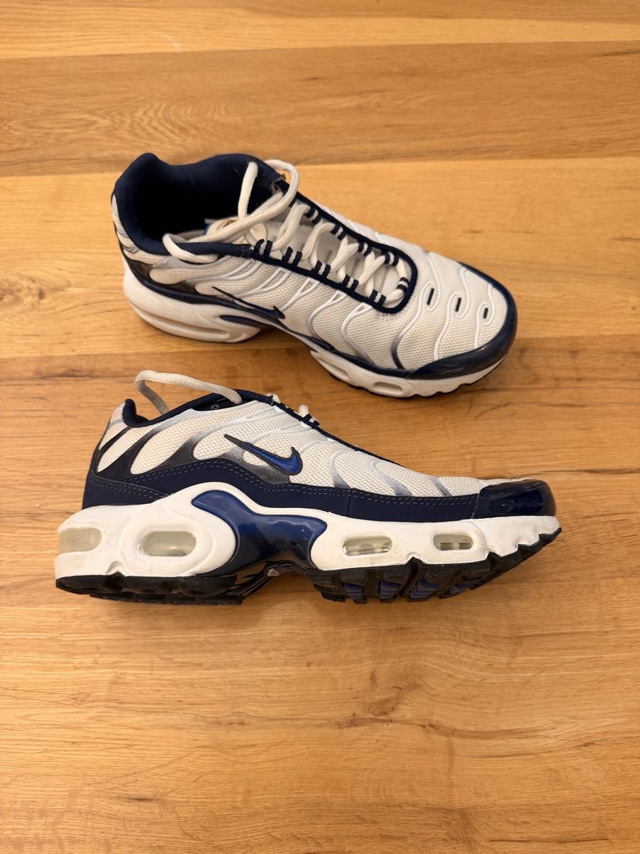 Herrenschuhe: Baskets Nike Air Max Plus blanc bleu pointure 35.5 – Gebraucht aus Bellevue von dol_dfm2 2