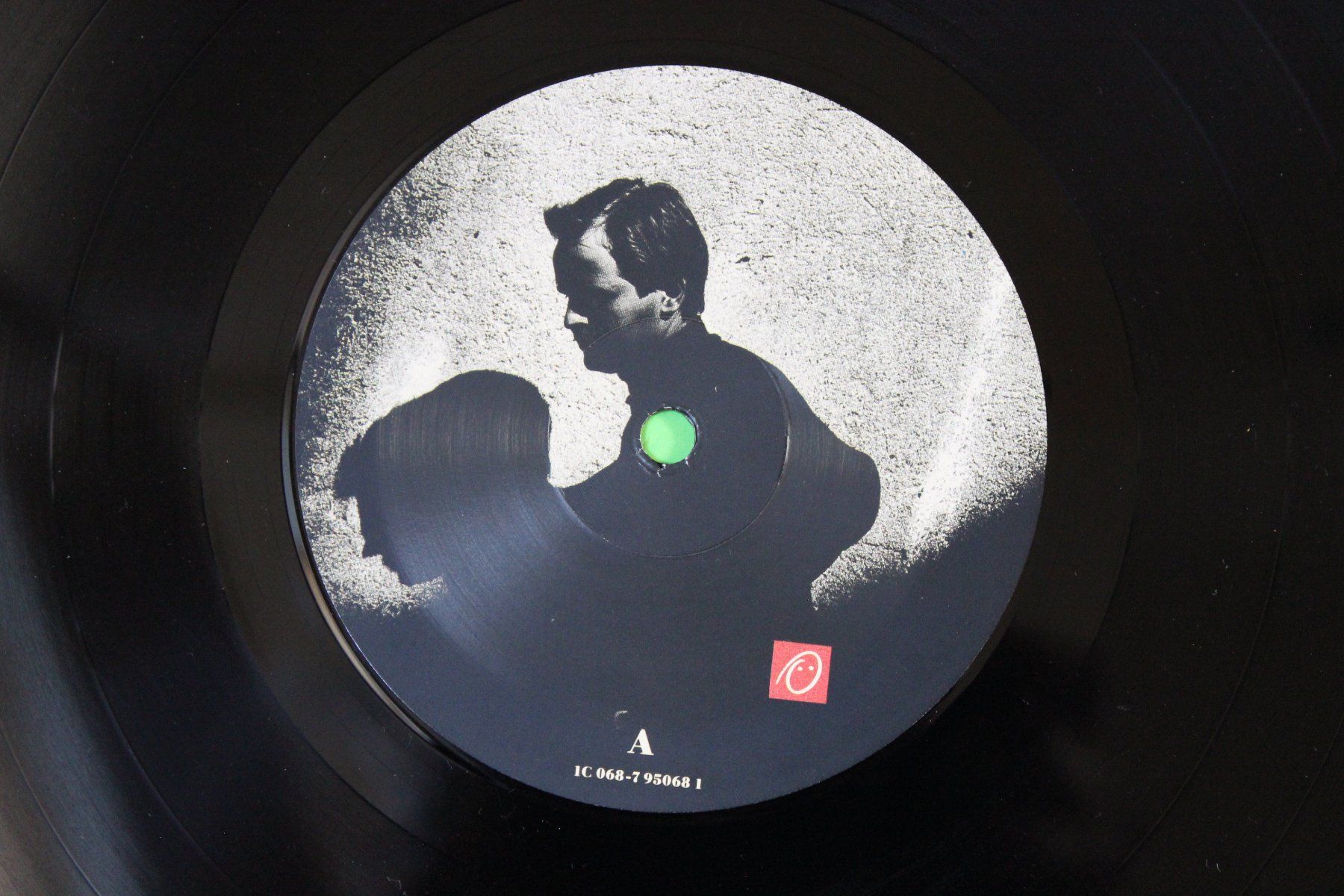Dischi in vinile: Herbert Grönemeyer - Luxus LP Vinyl 12" 1990 – Usato da Tübach venduto da JamesStone 3