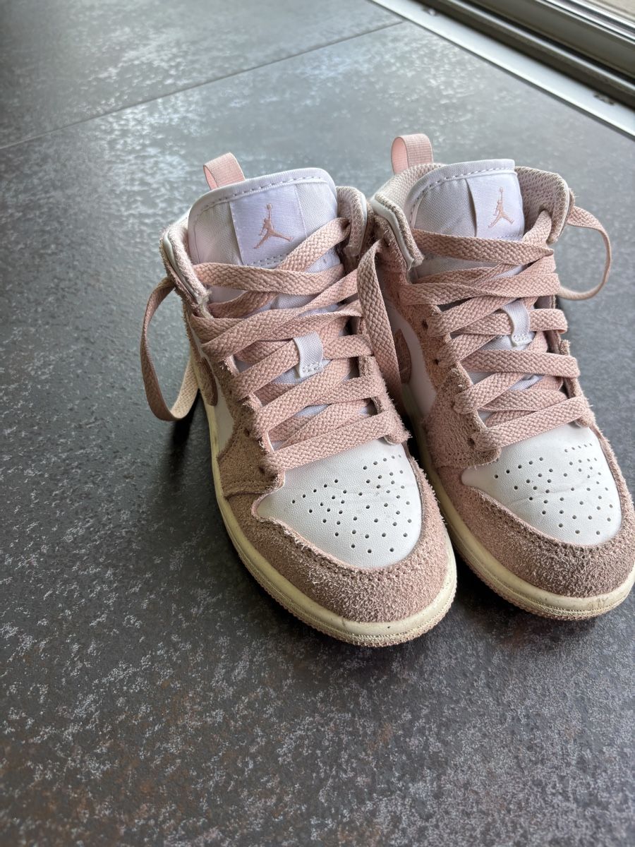 Jordan Scarpe per ragazze: Sneaker Nike Jordan Gr 28.5 – Usato da Muttenz venduto da dancas 1